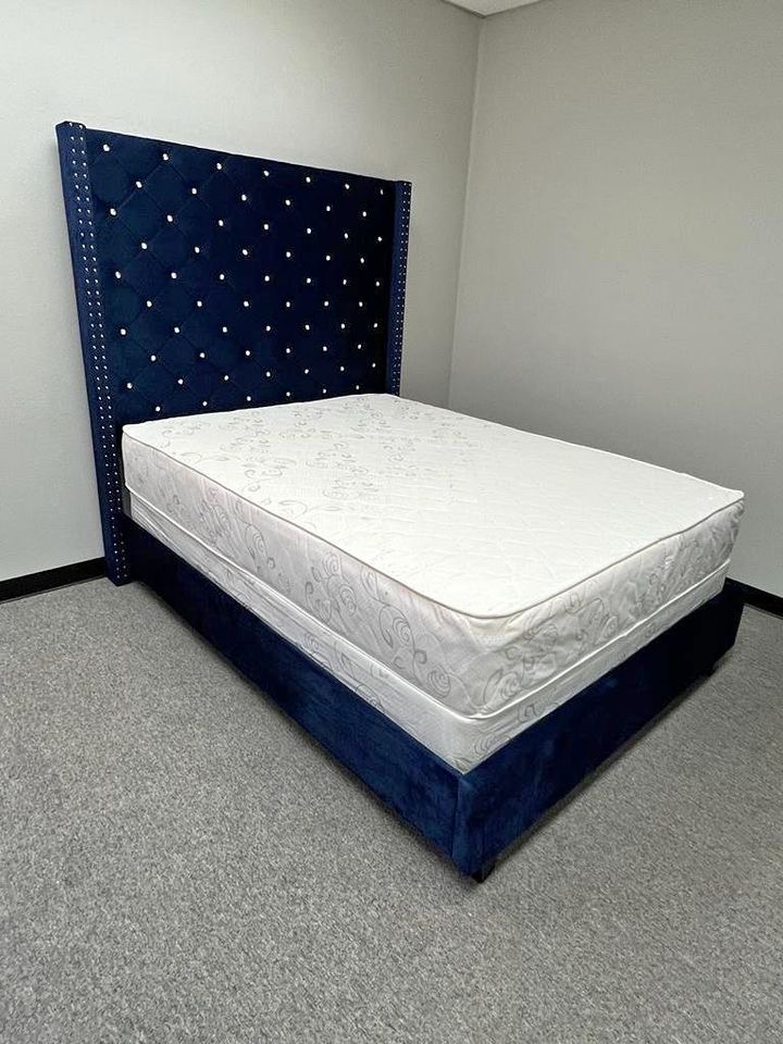Navy tall tufted headboard bed set